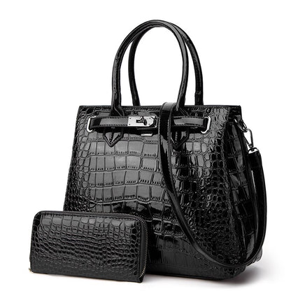 Croc-Pattern Luxury Set
