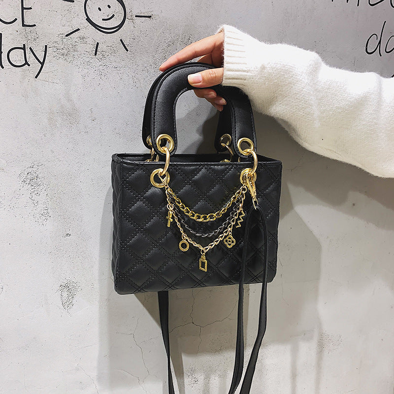 Quilted Chain Messenger