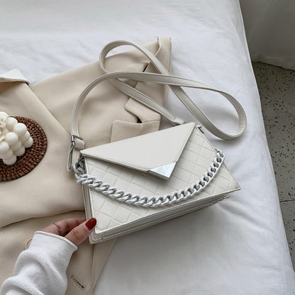 Trendy Square Messenger