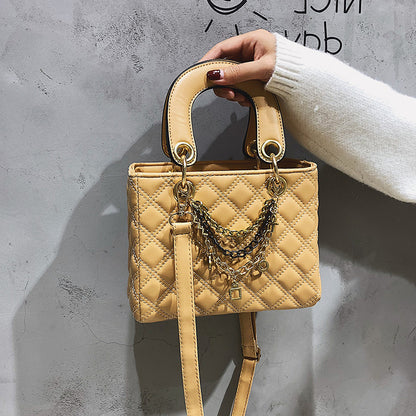 Quilted Chain Messenger