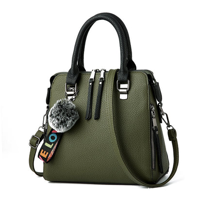 Classic Messenger Shoulder Bag