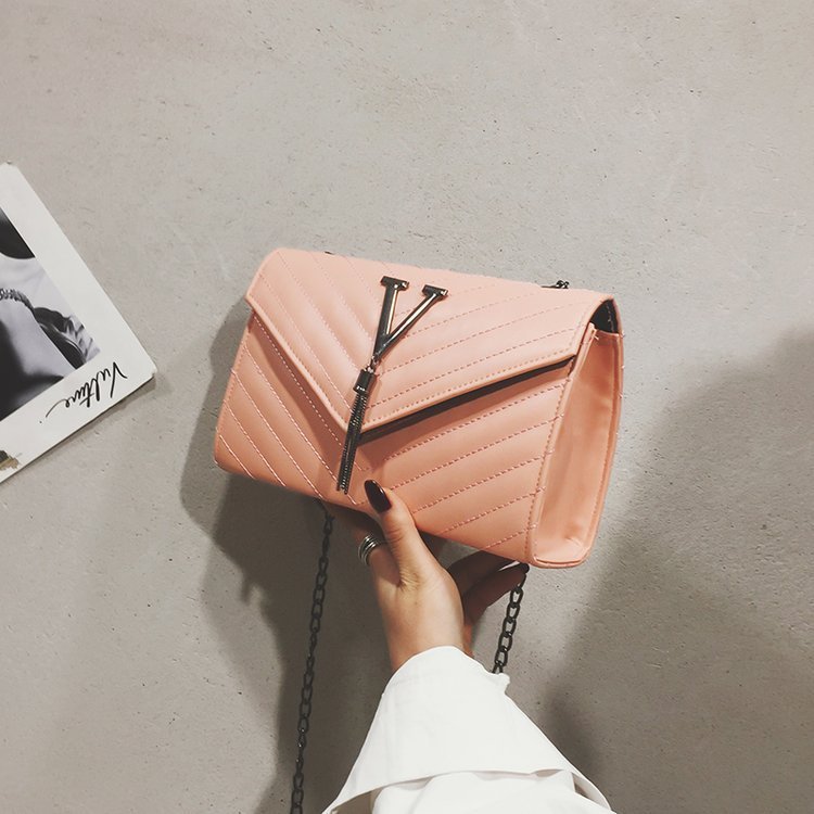 Korean version of the trendy messenger bag