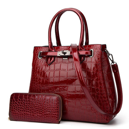 Croc-Pattern Luxury Set