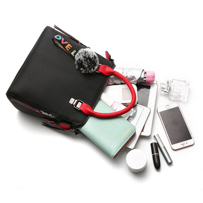 Classic Messenger Shoulder Bag