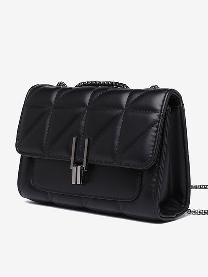 Diamond Chain Shoulder Bag