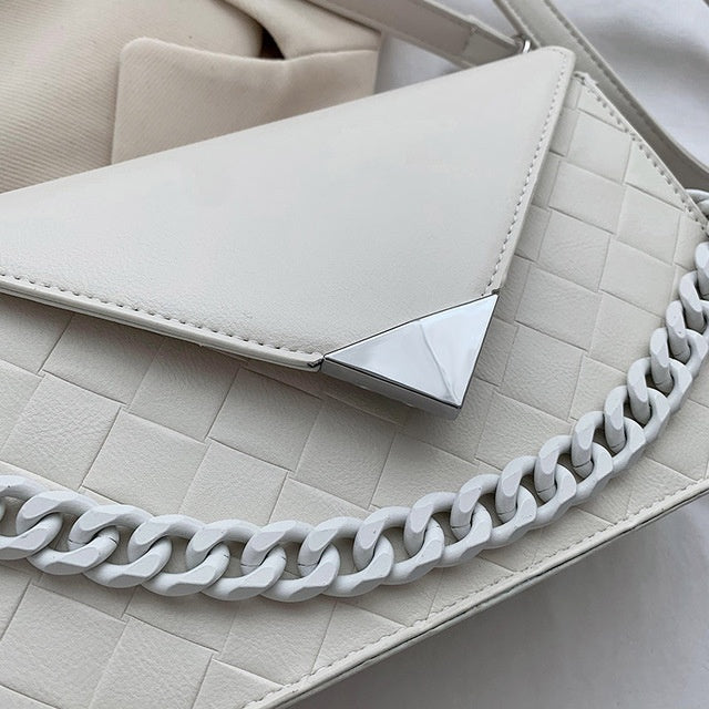 Trendy Square Messenger