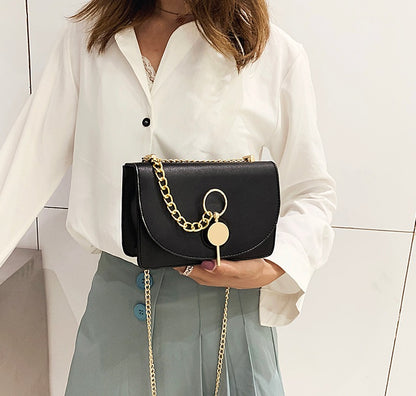 Modern Everyday Messenger