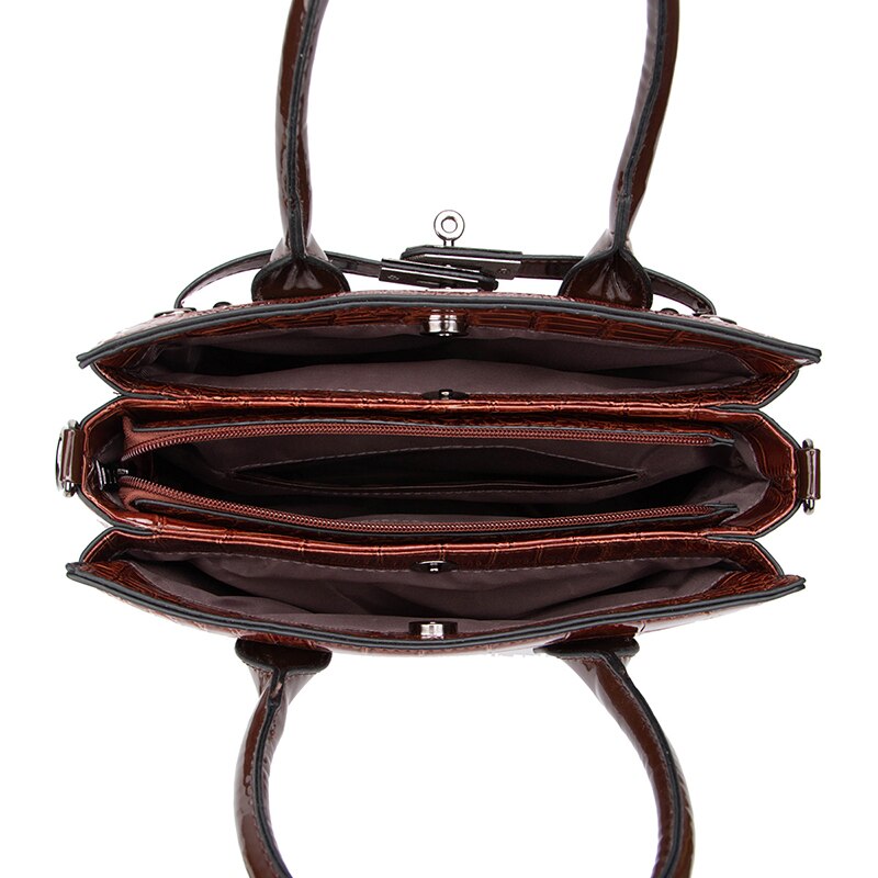 Croc-Pattern Luxury Set