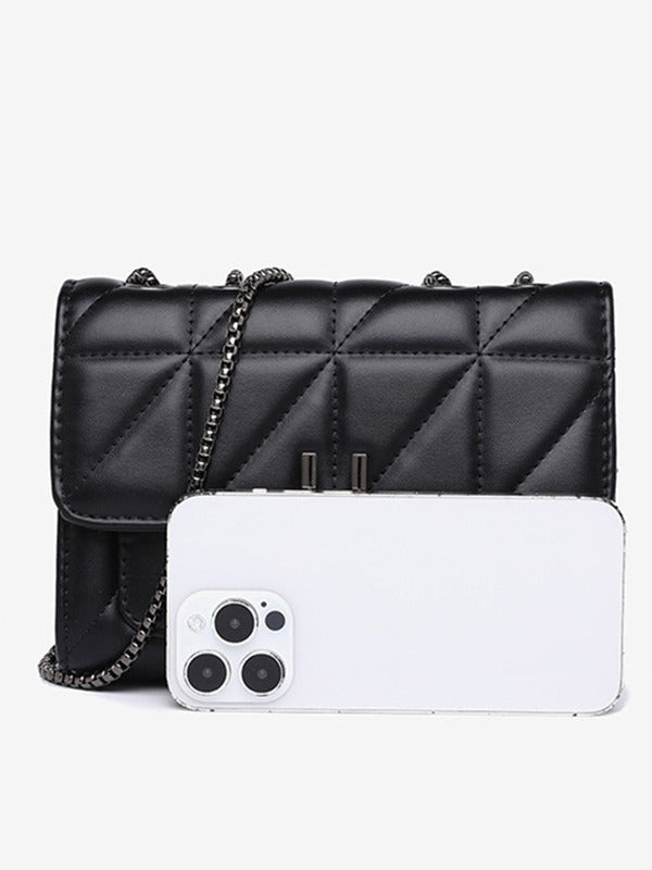 Diamond Chain Shoulder Bag