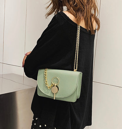 Modern Everyday Messenger