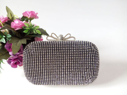 Diamond Chain Banquet Clutch