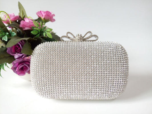 Diamond Chain Banquet Clutch